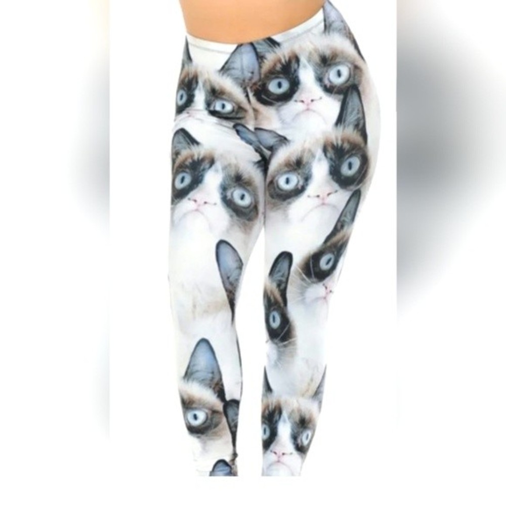 Grumpy Cat Grey and White Leggings Onr Size Plus (Fits 1x to 3x)